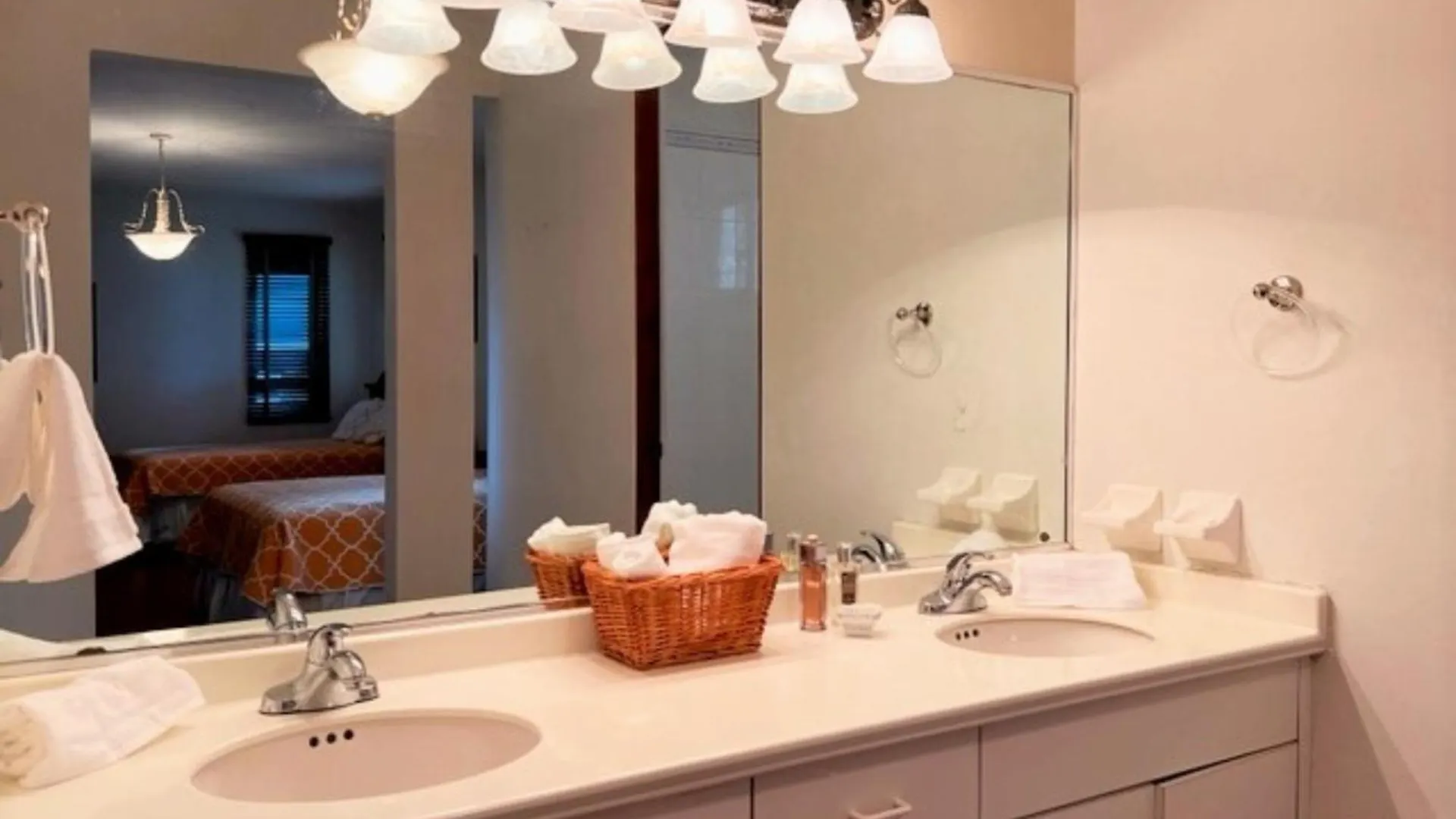 3 Bedroom - Villa Coco At Lakeside Villas Sabana  Puerto Rico